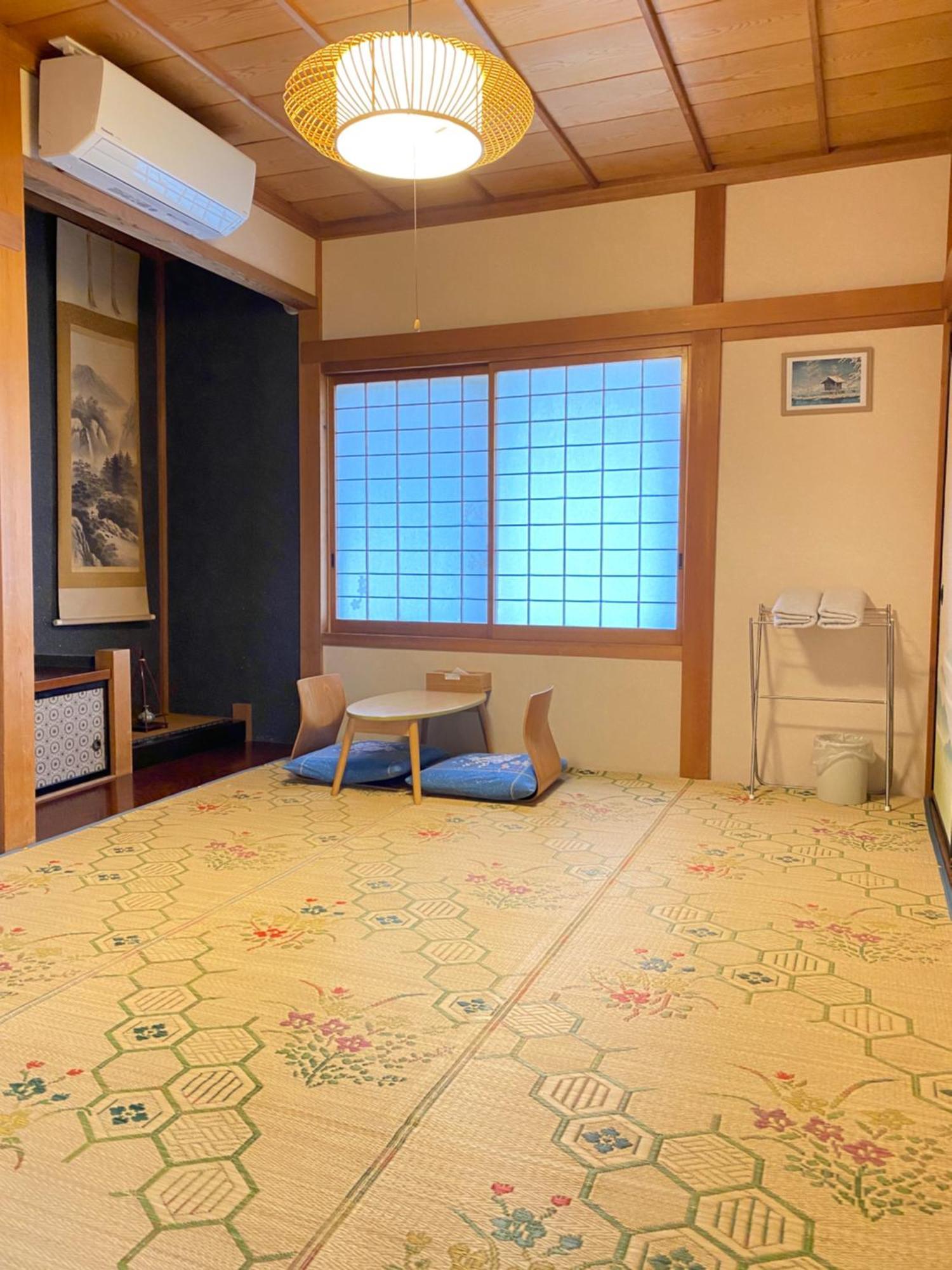 Guesthouse Takayama Hanzansha 外观 照片